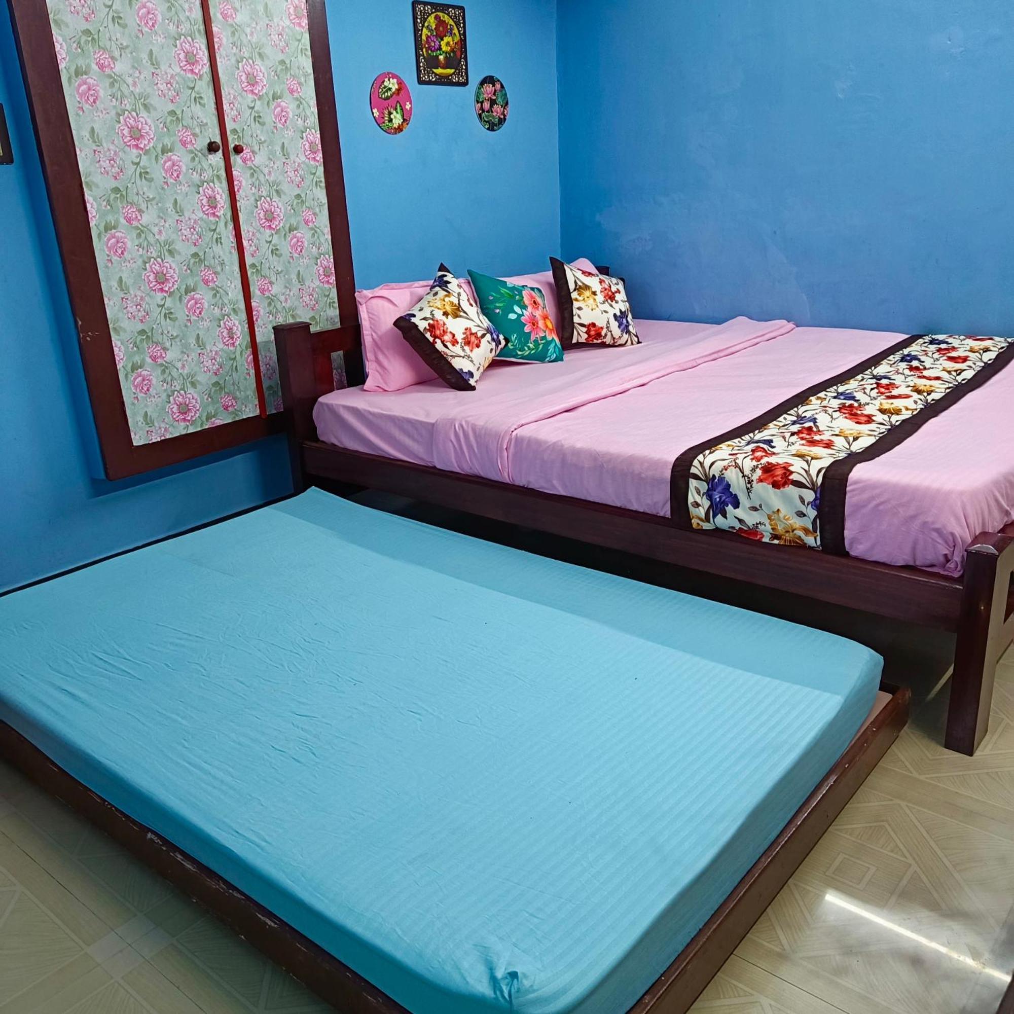 Blue Waves Homestay Пондичерри Экстерьер фото