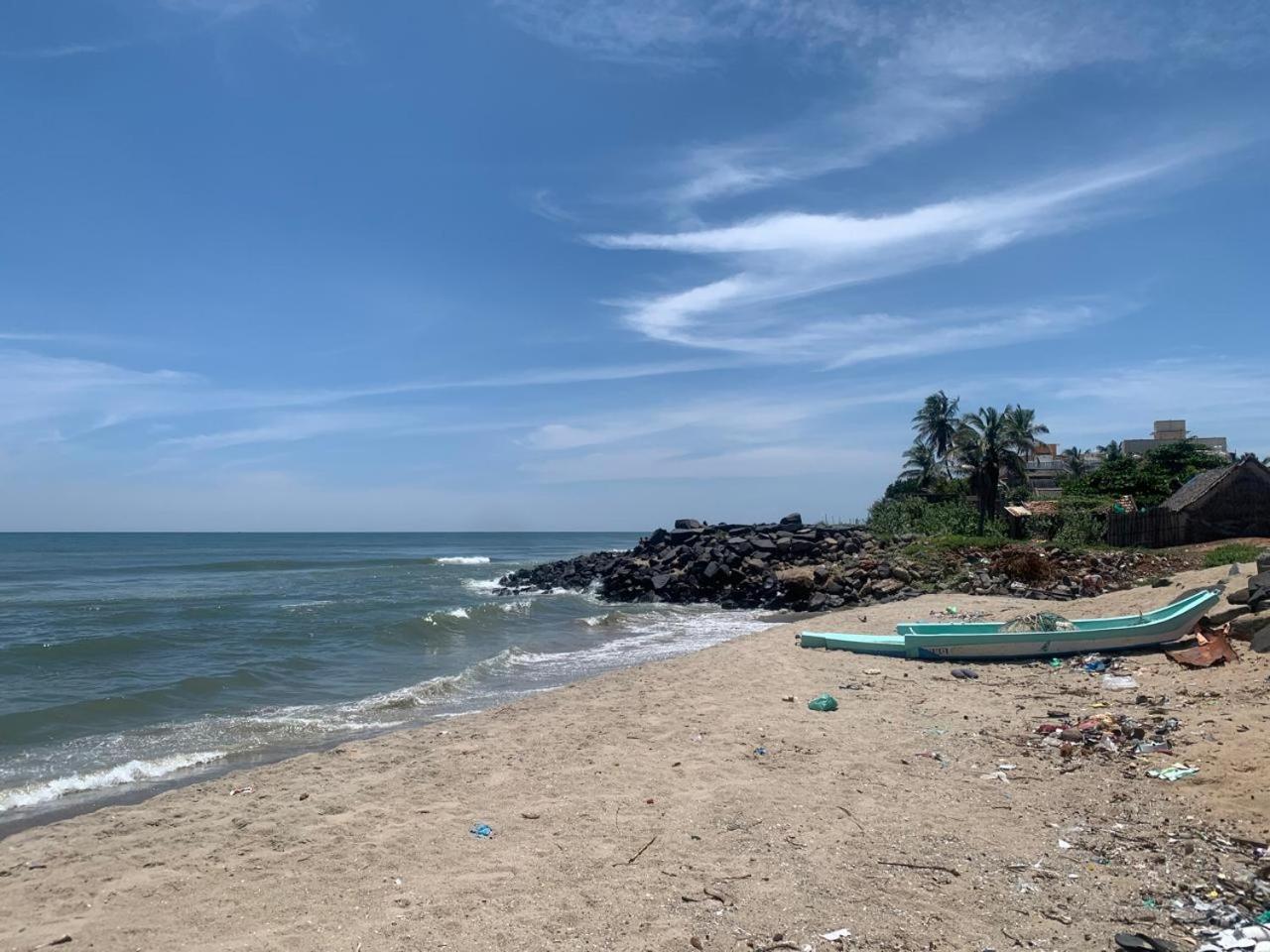 Blue Waves Homestay Пондичерри Экстерьер фото