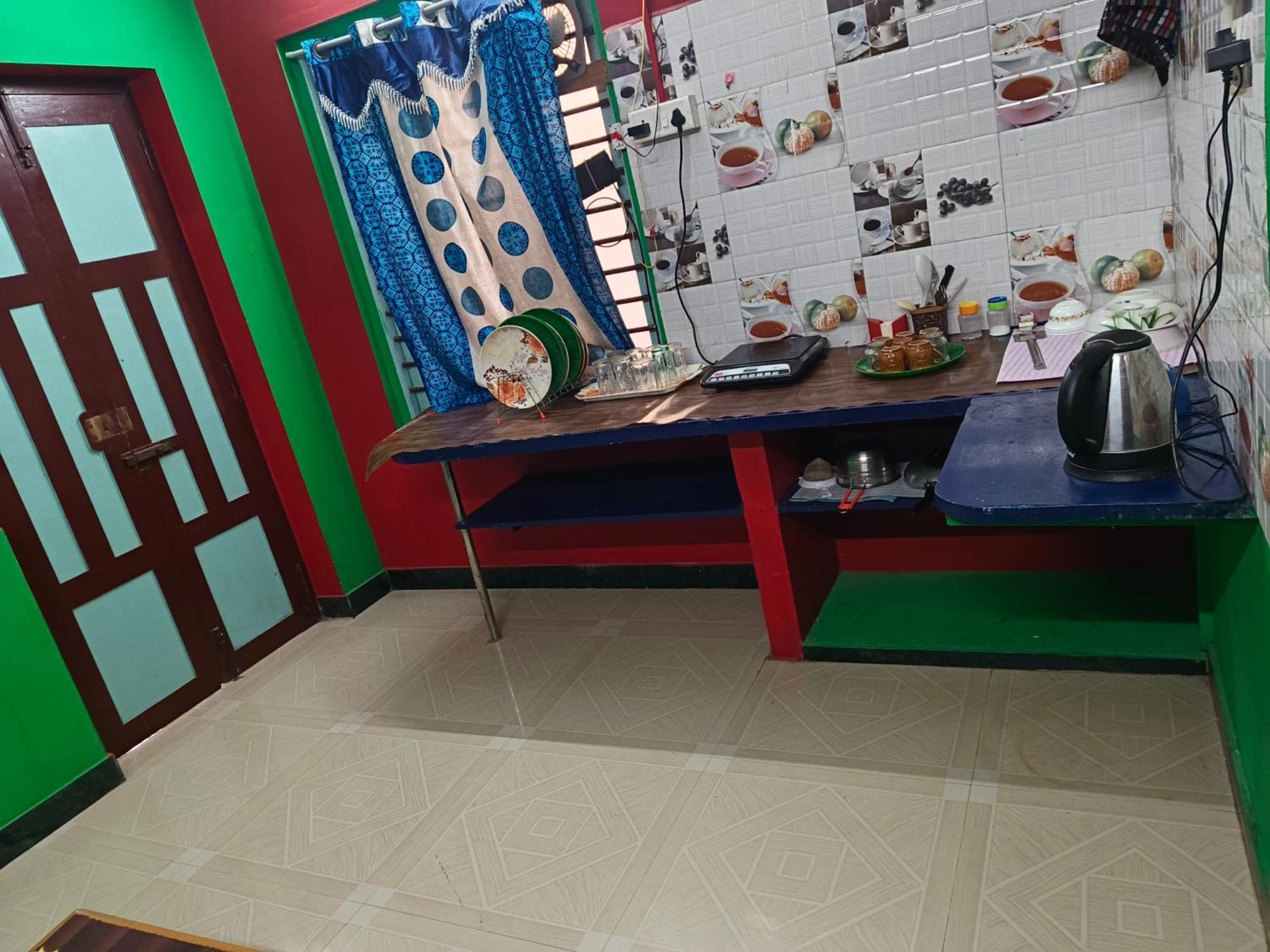 Blue Waves Homestay Пондичерри Экстерьер фото